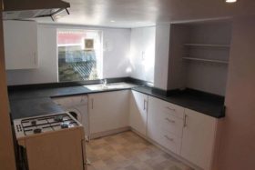 2 bedroom Detached t...